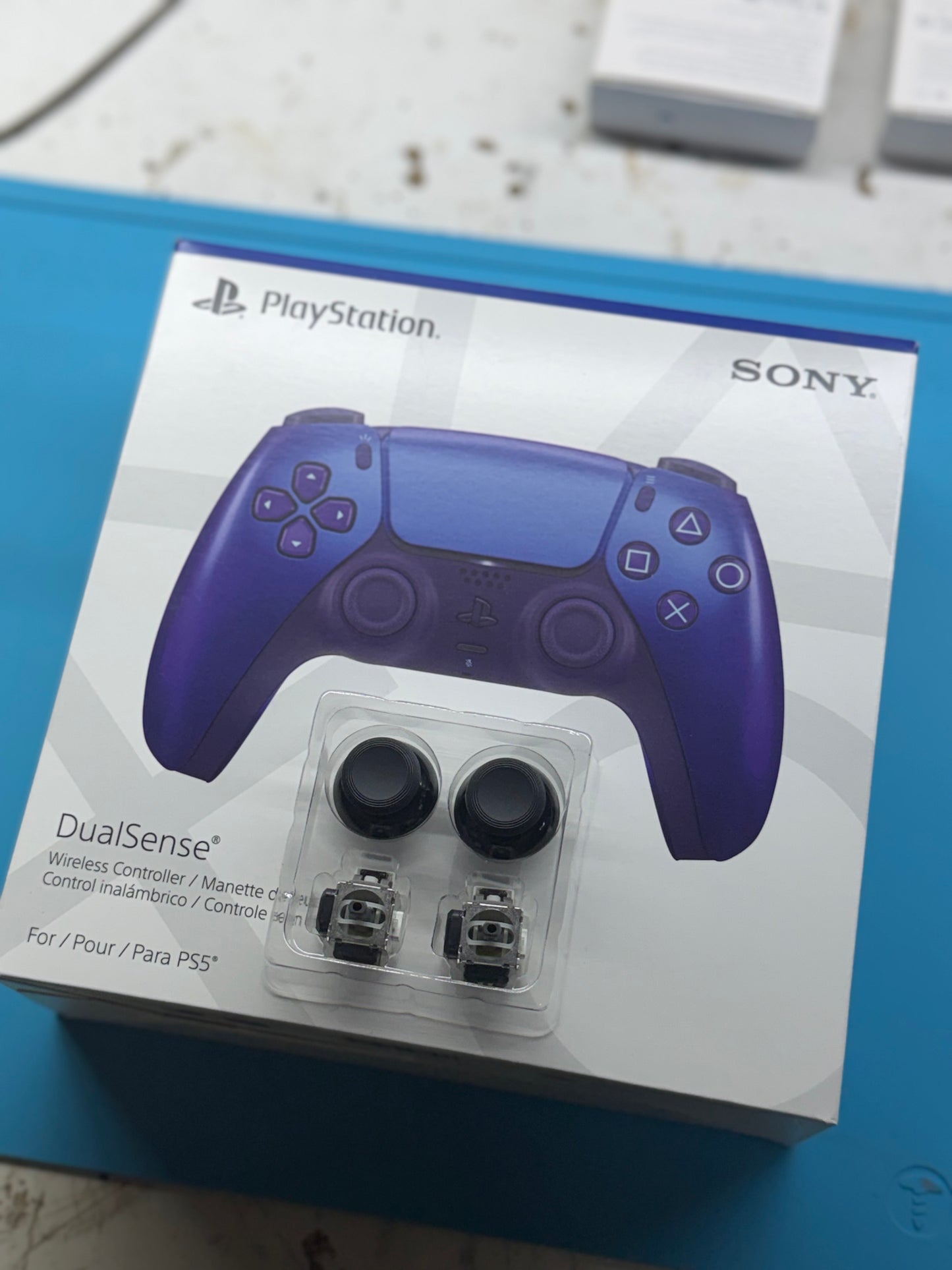 Custom PS5 Controller with GuliKit Hall-Effect Joysticks (Anti-Drift Upgrade) – Personalized Colors & Trim Options